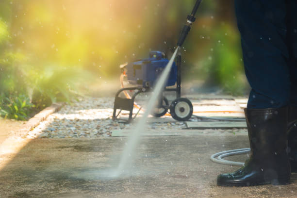 Best Pool Deck Cleaning  in Guttenberg, NJ